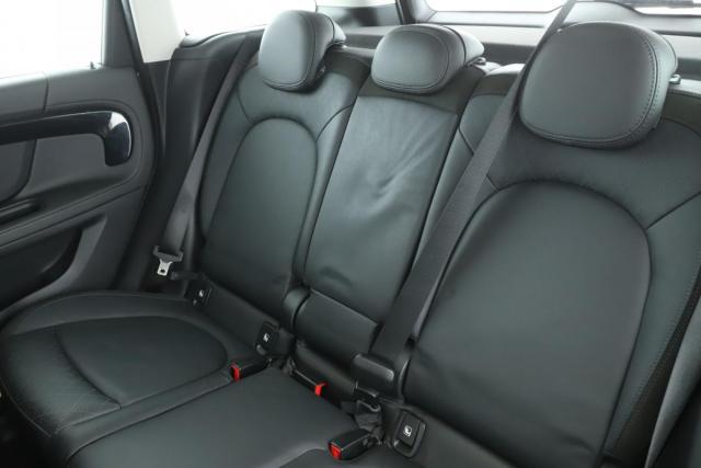 Mini Countryman image 8