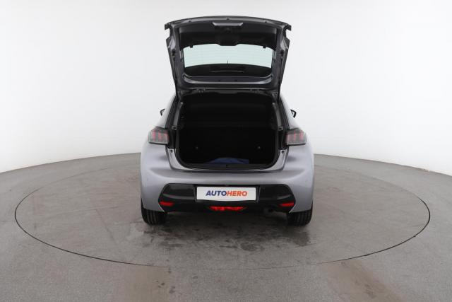 Peugeot 208 image 7