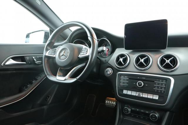 Mercedes Benz Cla Shooting Brake image 4