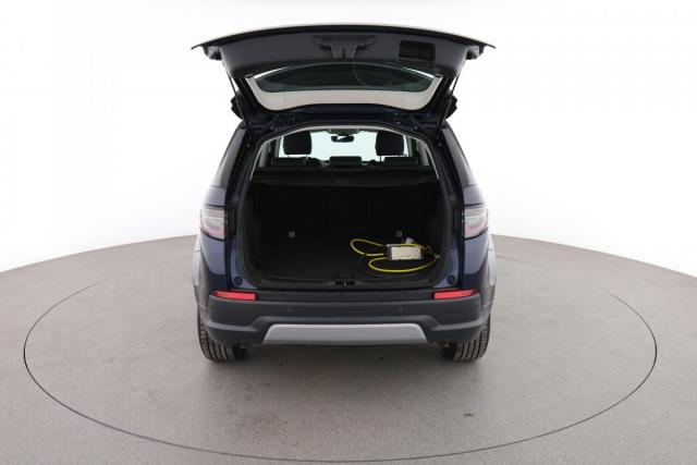 Land Rover Discovery Sport image 9