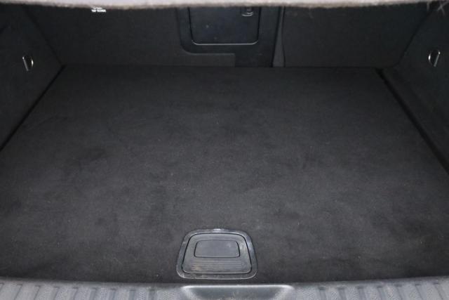 Mercedes Benz Gla image 3