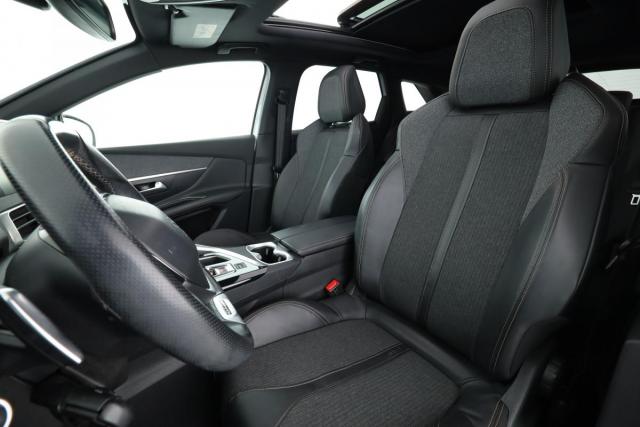 Peugeot 3008 image 3