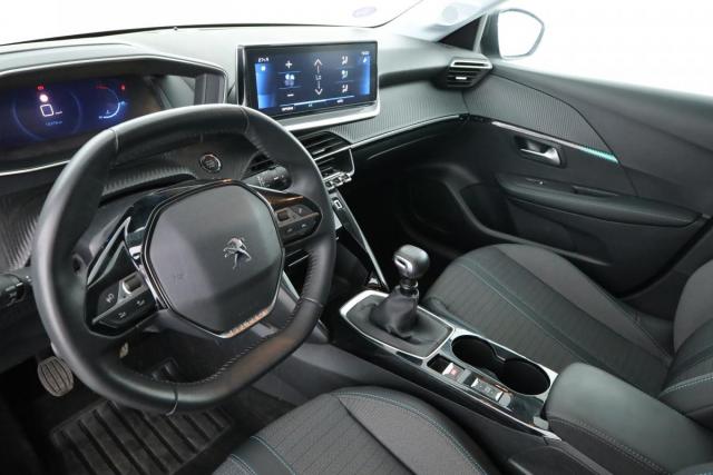 Peugeot 208 image 1