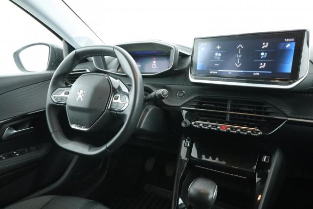 Peugeot 208 image 2