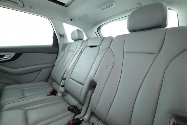 Audi Q7 image 1
