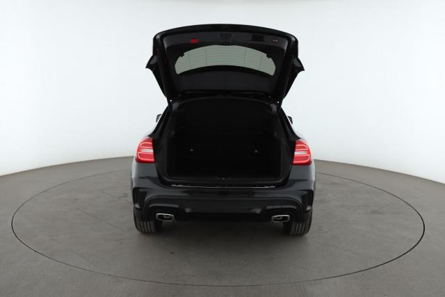 Mercedes Benz Gla image 5