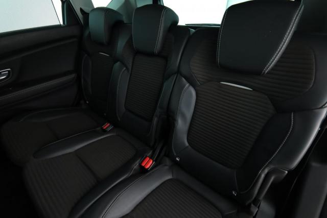 Renault Scénic image 2