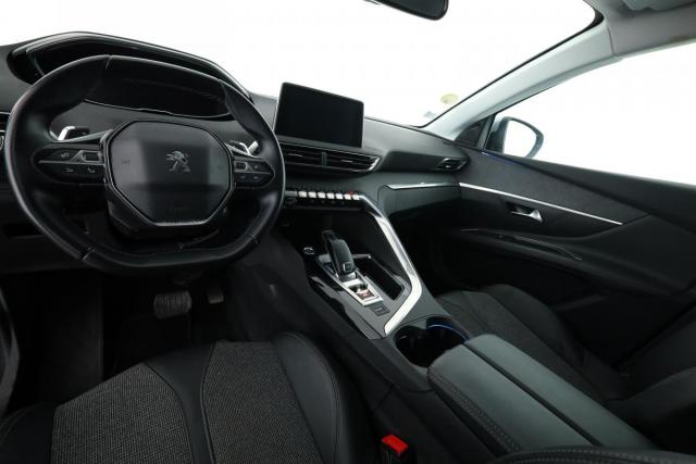Peugeot 5008 image 9
