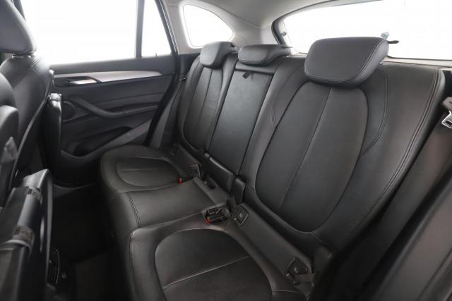 Bmw X1 image 2
