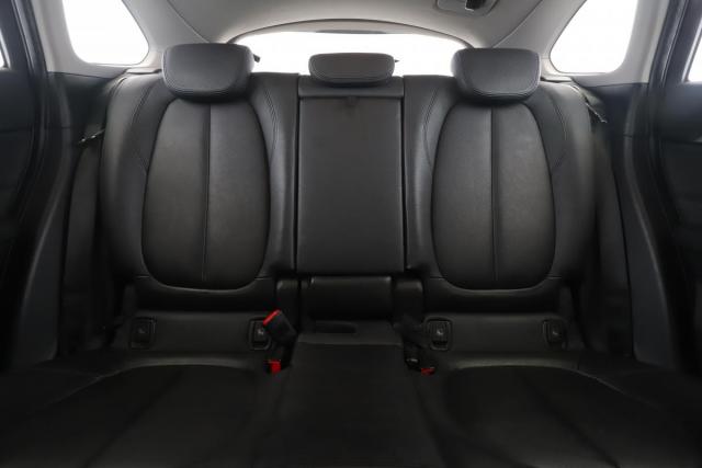 Bmw X1 image 7