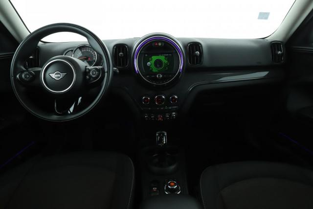 Mini Countryman image 2