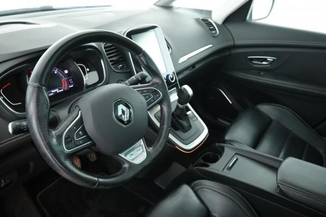 Renault Grand Scénic image 2