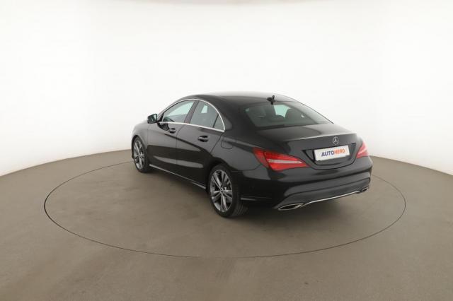 Mercedes Benz Cla image 8