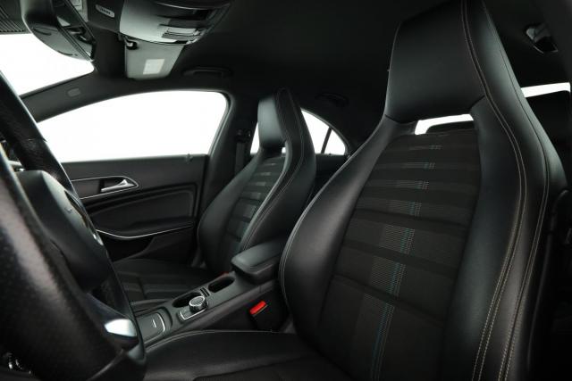 Mercedes Benz Cla image 3