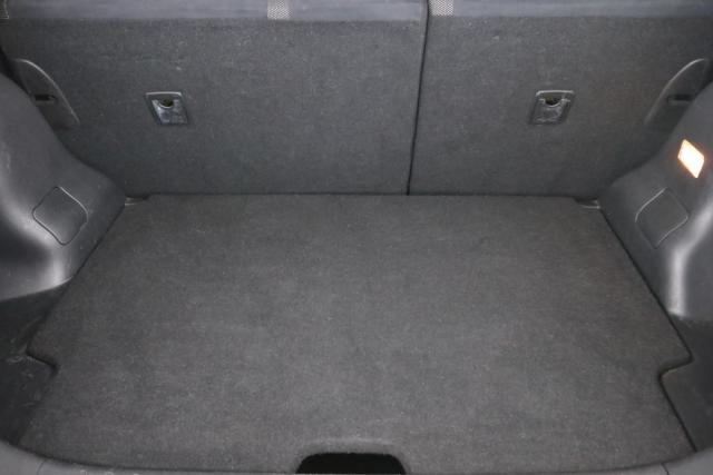 Nissan Juke image 8