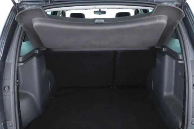 Dacia Duster image 2