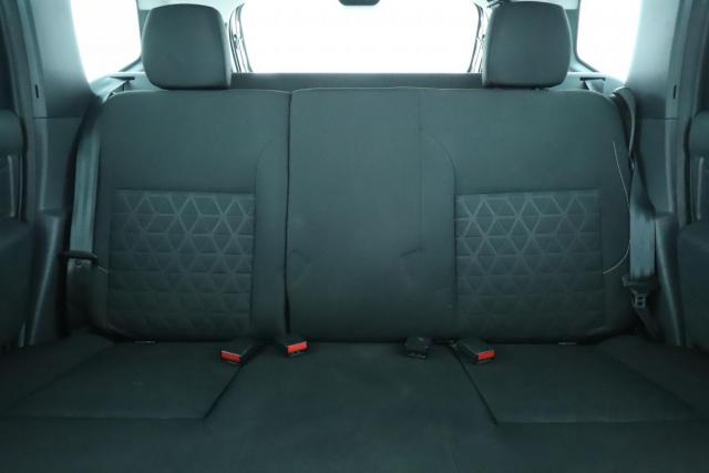 Dacia Duster image 9