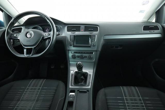 Volkswagen Golf image 7