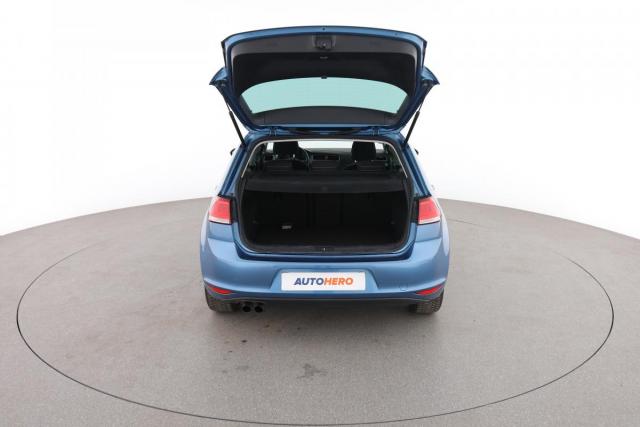 Volkswagen Golf image 4