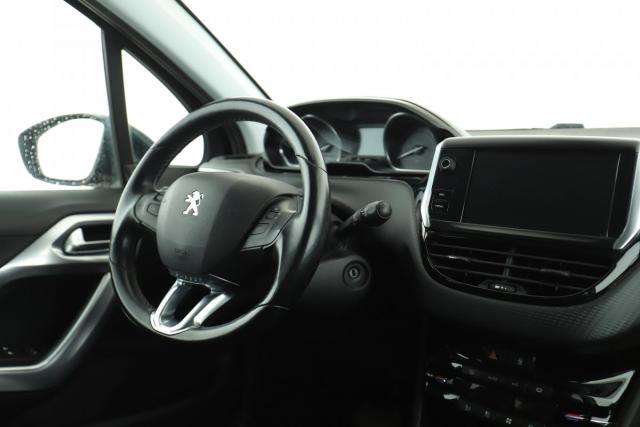 Peugeot 2008 image 4