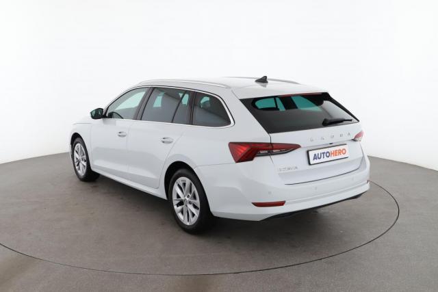 Skoda Octavia image 7
