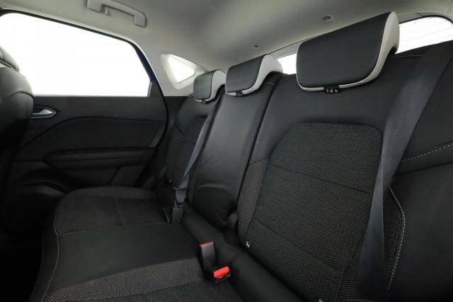 Renault Captur image 1