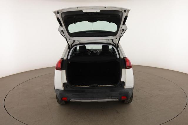 Peugeot 2008 image 1