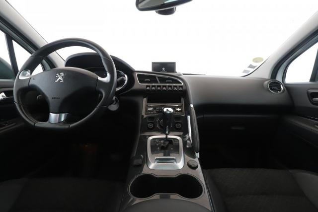 Peugeot 3008 image 6