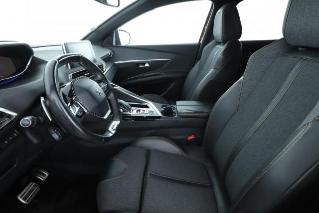 Peugeot 3008 image 2