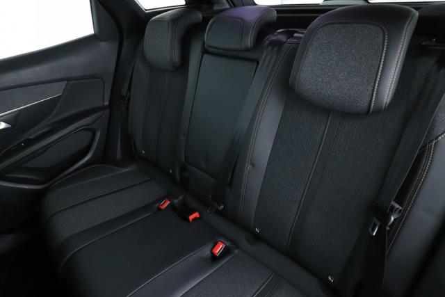 Peugeot 3008 image 4