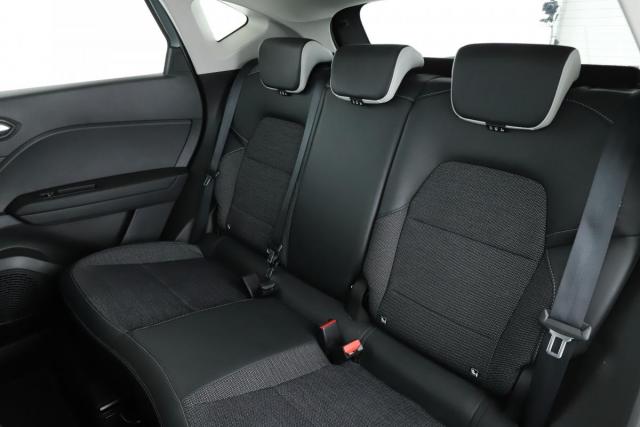 Renault Captur image 6
