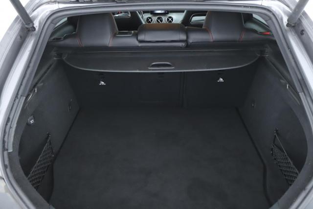 Mercedes Benz Cla Shooting Brake image 3