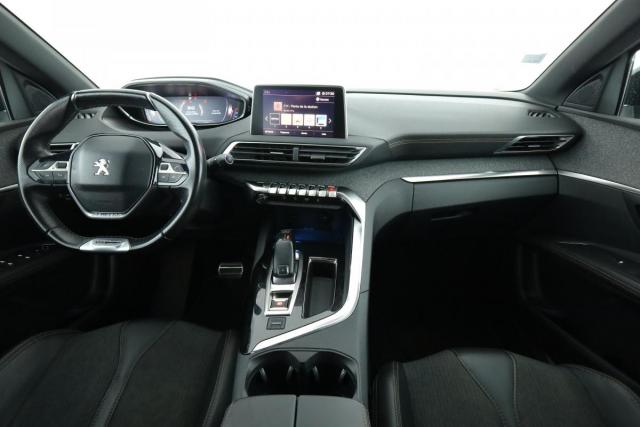 Peugeot 3008 image 3