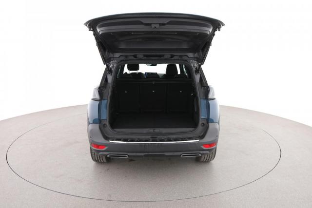 Peugeot 5008 image 1