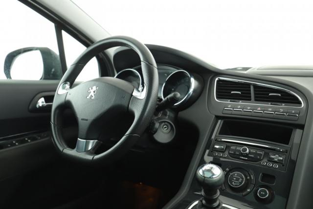 Peugeot 5008 image 5