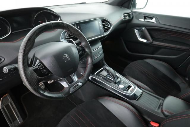 Peugeot 308 image 1