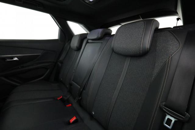 Peugeot 3008 image 6