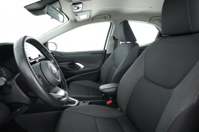 Toyota Yaris image 9