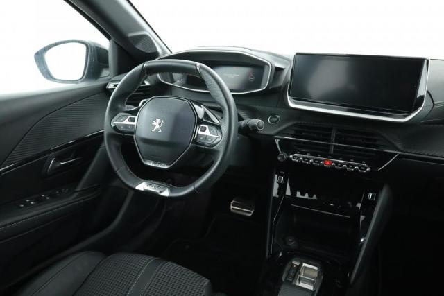 Peugeot 208 image 7