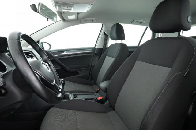 Volkswagen Golf image 3