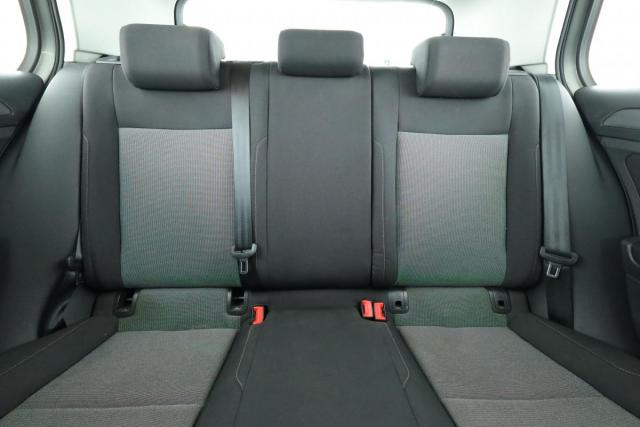Volkswagen Golf image 2