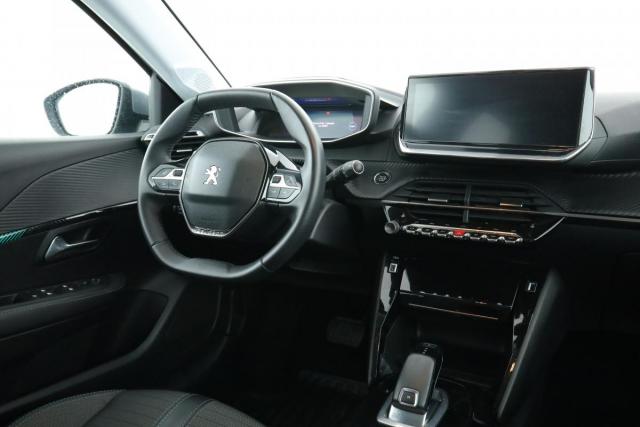 Peugeot 208 image 7