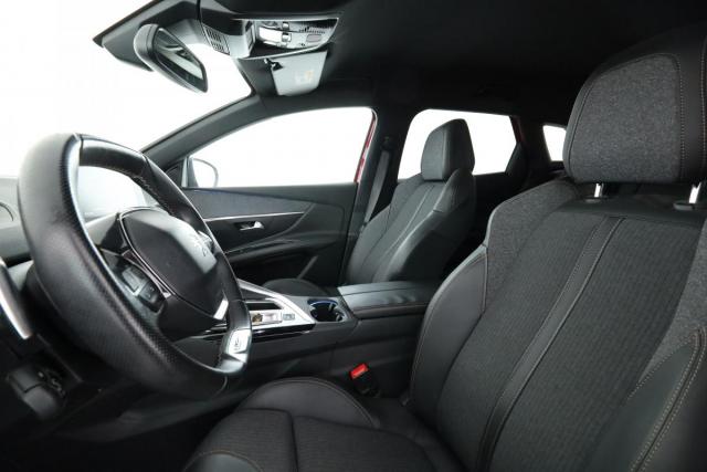 Peugeot 3008 image 8