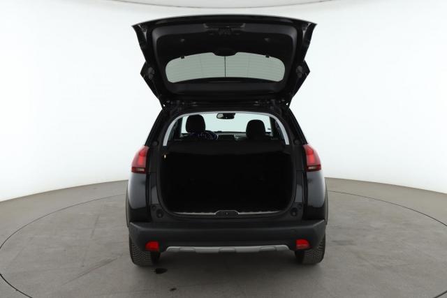 Peugeot 2008 image 8