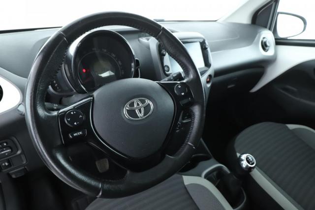 Toyota Aygo image 2