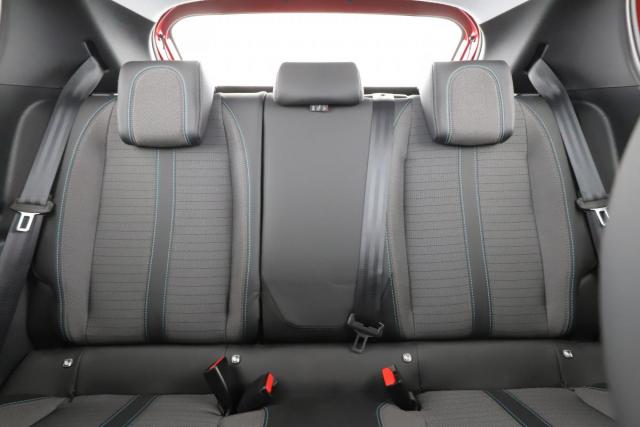 Peugeot 208 image 2