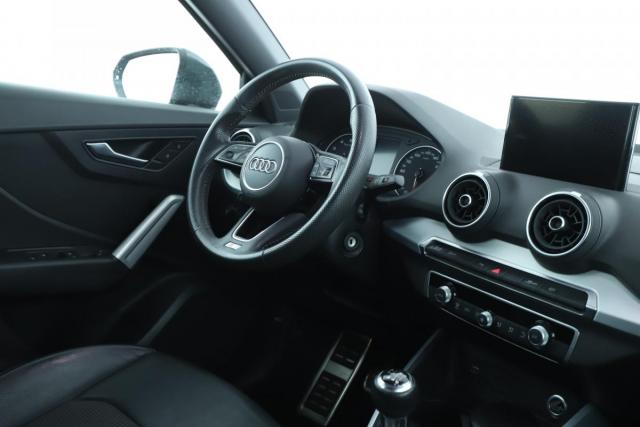 Audi Q2 image 8