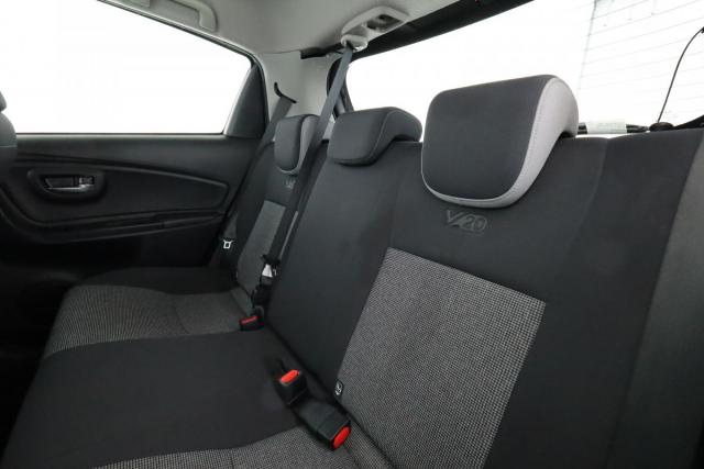 Toyota Yaris image 5