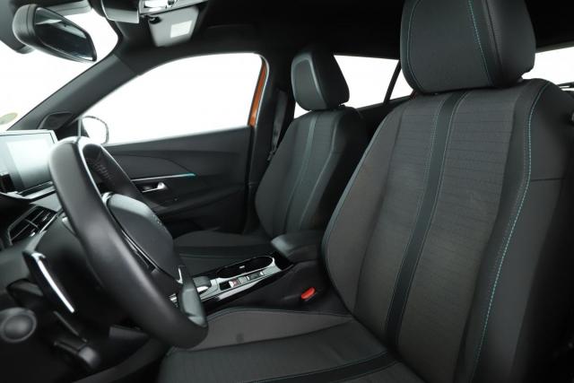 Peugeot 2008 image 9