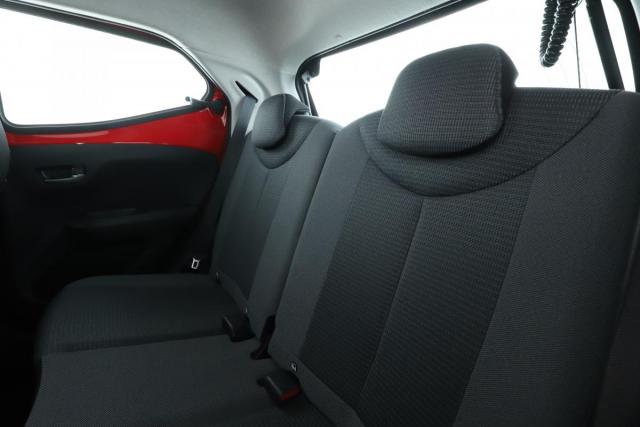 Toyota Aygo image 8
